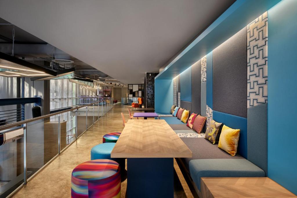 Aloft Bangkok - Sukhumvit 11 - Resim 17