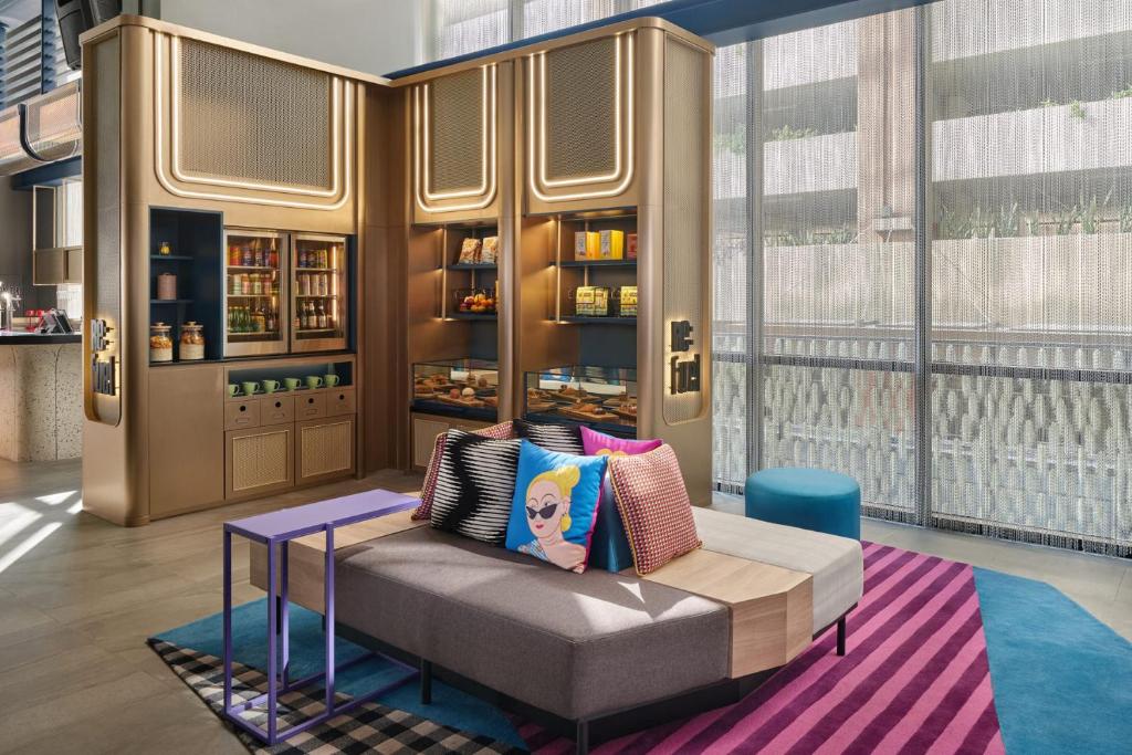 Aloft Bangkok - Sukhumvit 11 - Resim 16