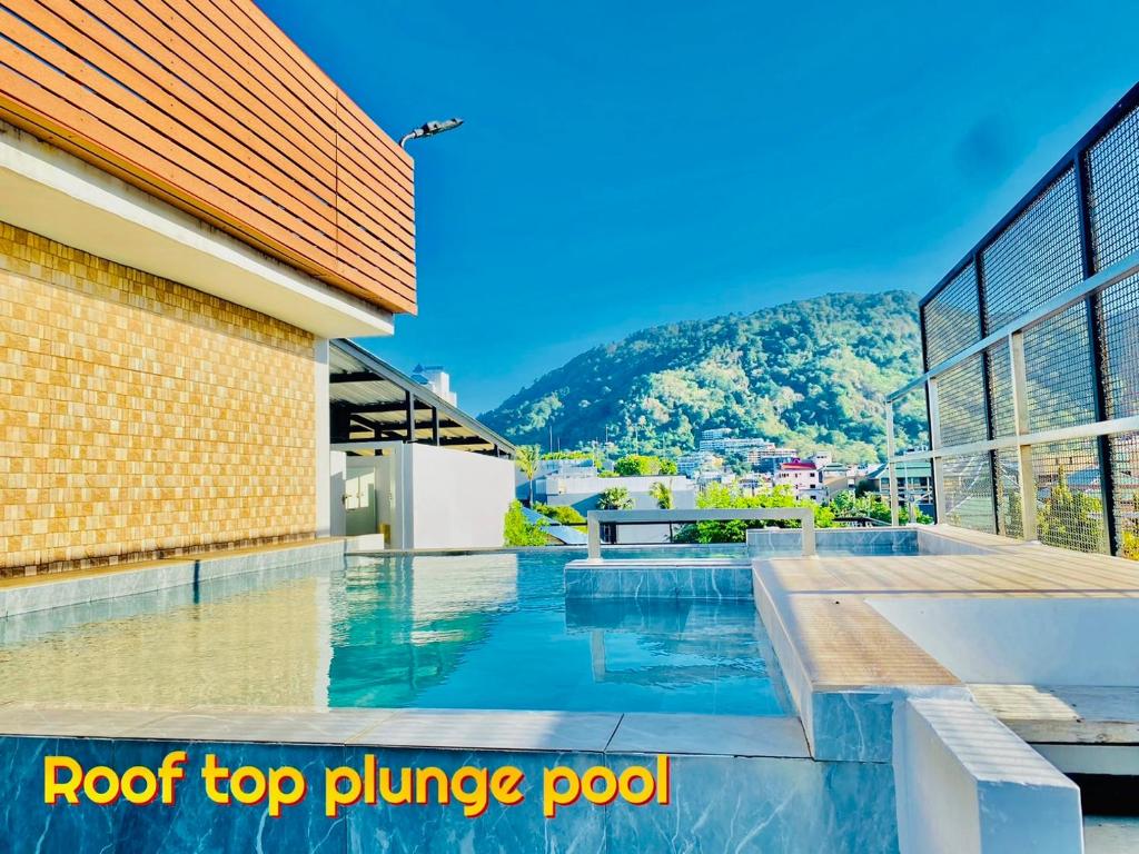 Nespecifikovaný výhled na hory nebo výhled na hory při pohledu z hotelu