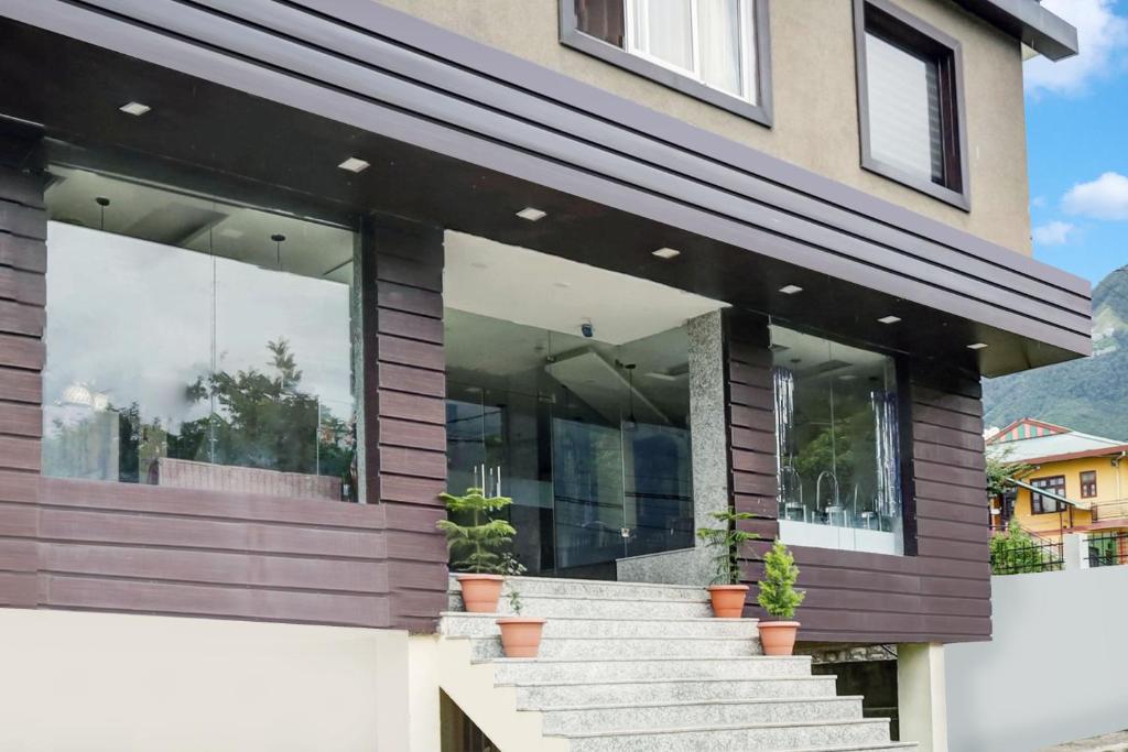 Fotografie z fotogalerie ubytování Super Townhouse Dharamshala v destinaci Dharmsala