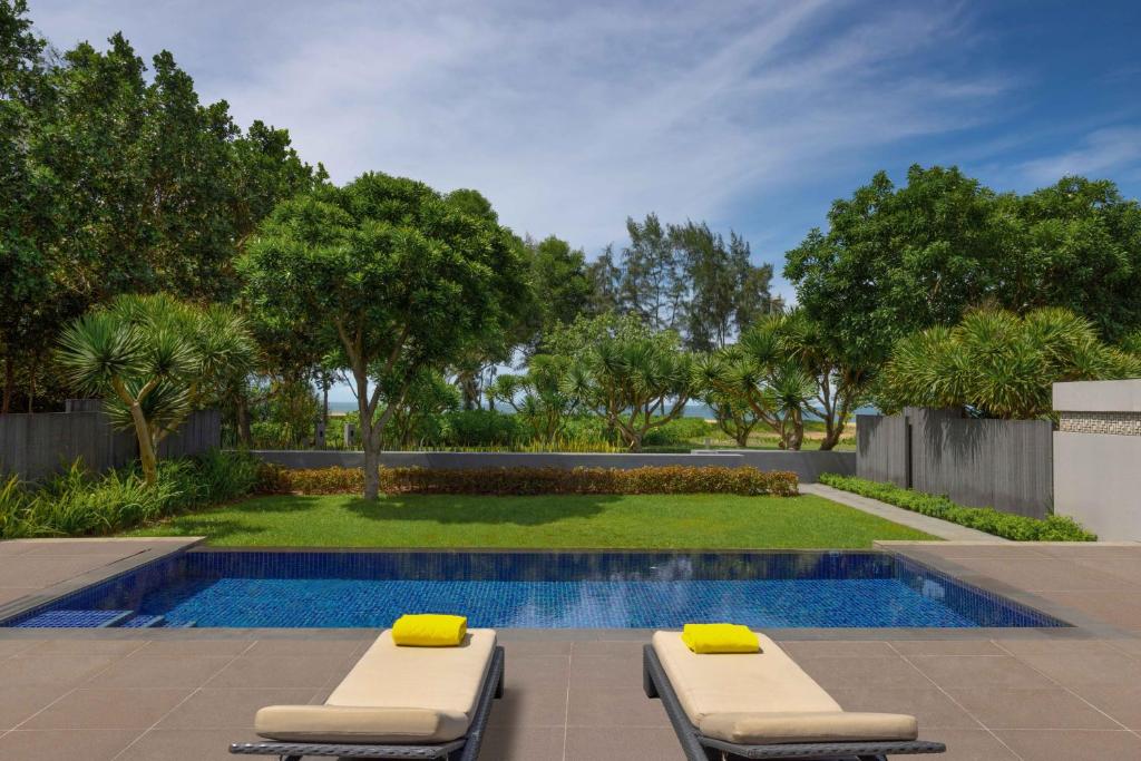 Suite 2 Phòng Ngủ Có Hồ Bơi Riêng Nhìn Ra Biển