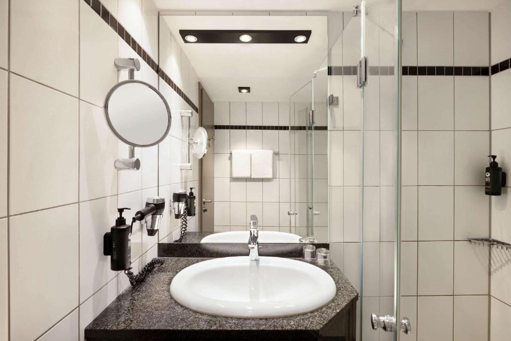 Vienna House Easy by Wyndham Berlin Prenzlauer Berg - Resim 3