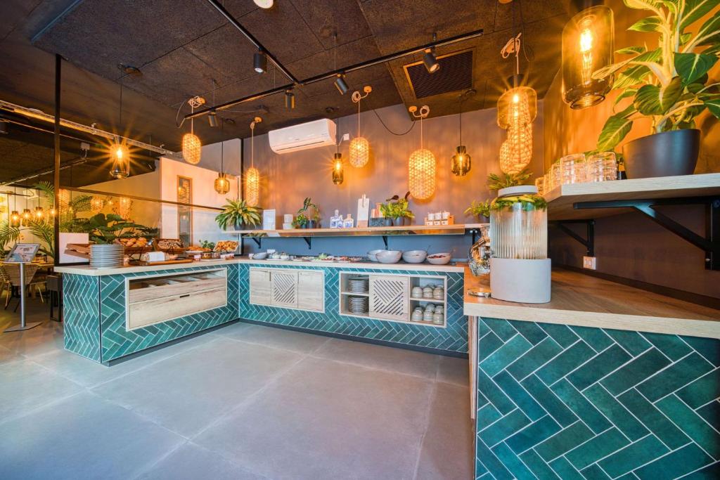 Vienna House Easy by Wyndham Amsterdam Airport Schiphol - Resim 1