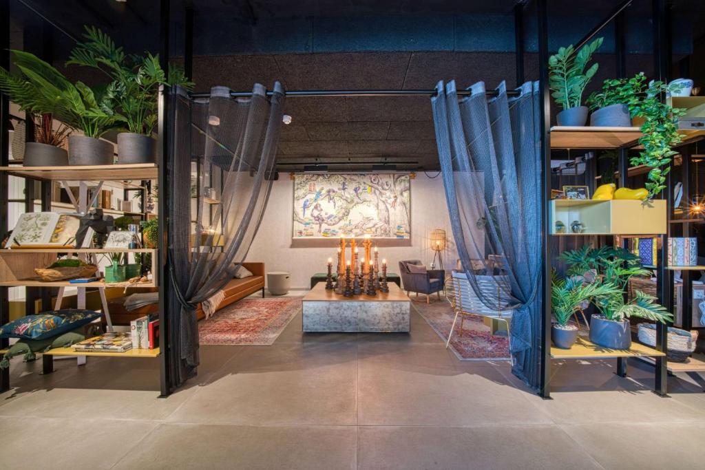 Vienna House Easy by Wyndham Amsterdam Airport Schiphol - Resim 8