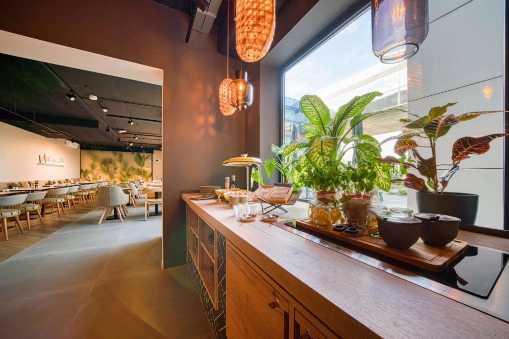 Vienna House Easy by Wyndham Amsterdam Airport Schiphol - Resim 10