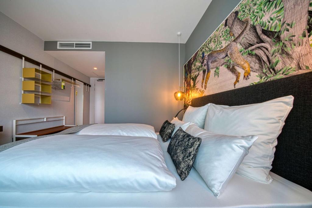 Vienna House Easy by Wyndham Amsterdam Airport Schiphol - Resim 16