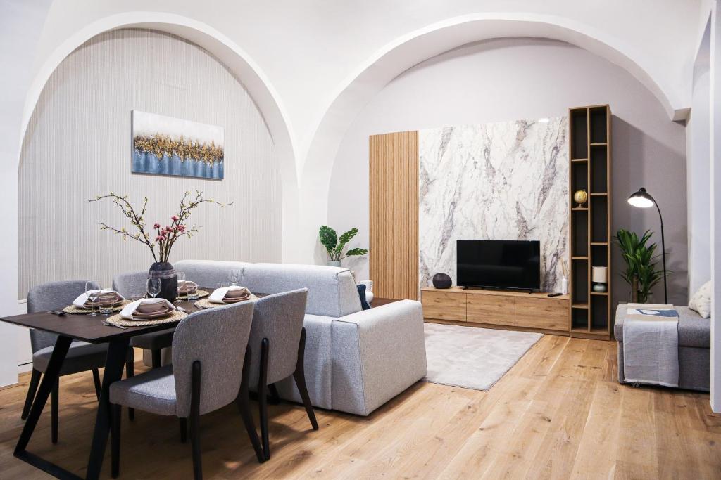 1 BDR - Apartment Exclusive, right near Vienna's Old City
