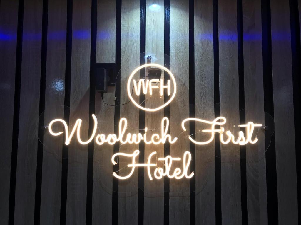 Certifikát, hodnocení, plakát nebo jiný dokument vystavený v ubytování Woolwich First Hotel