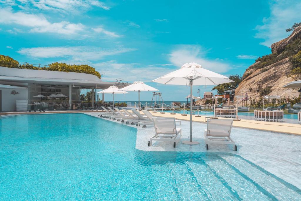 Bazén v ubytování VERSO Hua Hin - a Veranda Collection nebo v jeho okolí