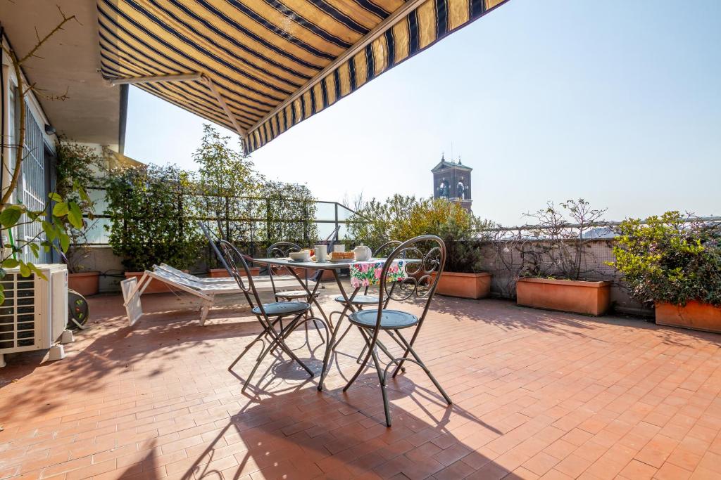 Balkón alebo terasa v ubytovaní attico con terrazzo navigli bocconi - NavigliApartments