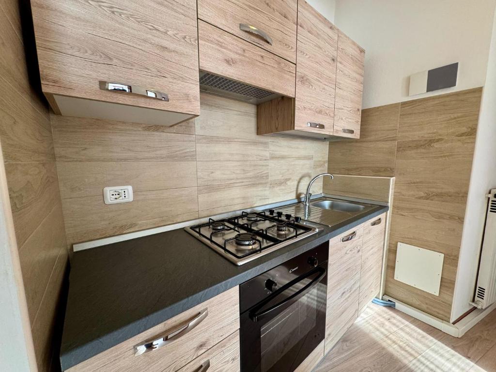 Easy Apartments Peschiera - Appartement Deux Chambres Avec Terrasse