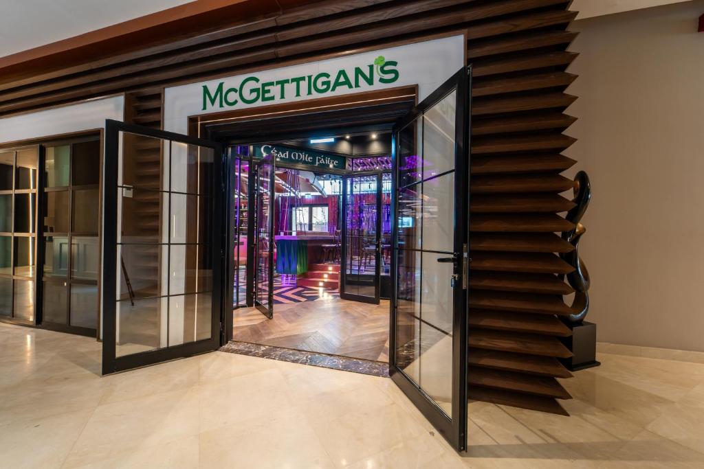 Four Points by Sheraton Production City, Dubai - Resim 13