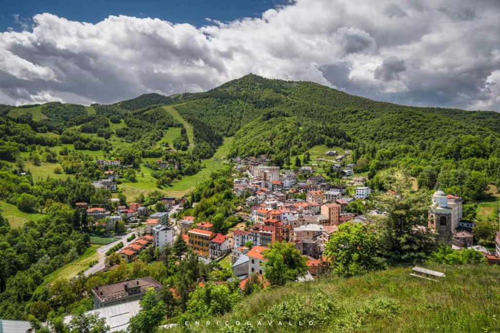 an aerial view of a town in the mountains at Al rifugio del silenzio in Villanova Mondovì