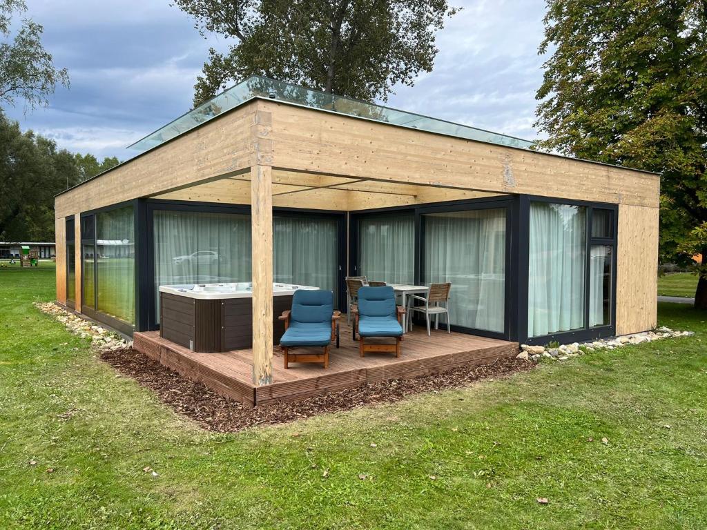 Zahrada ubytování Villa Resort & Organic Spa - modernizace 2025