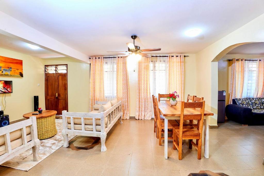Posezení v ubytování Diani Beach Gold Apartments