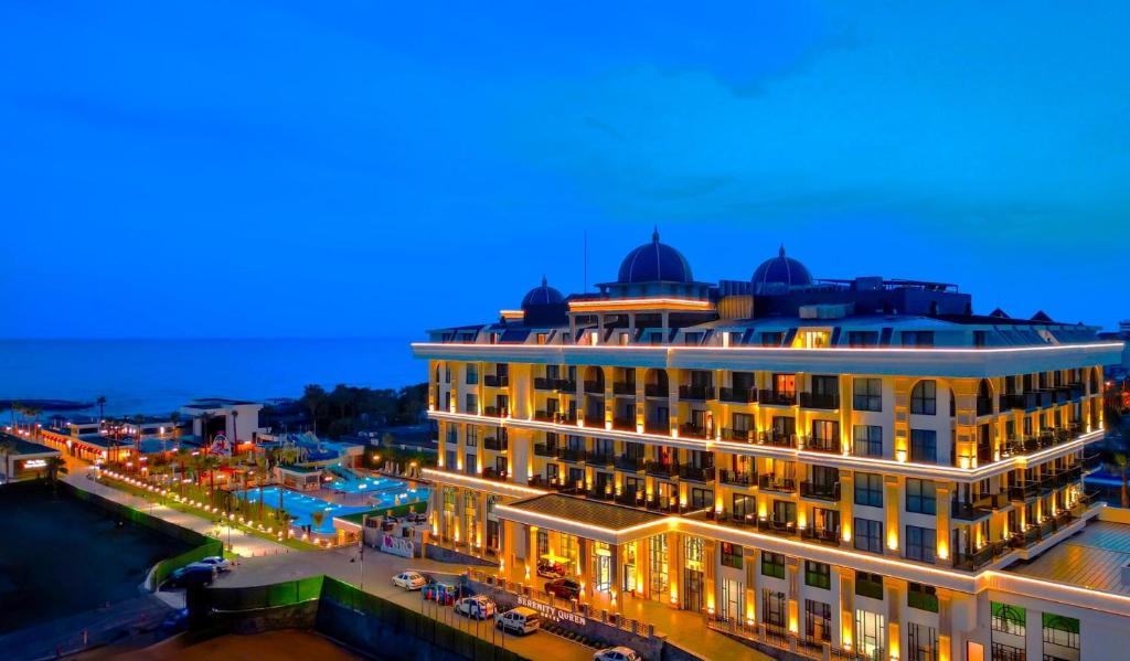 Serenity Queen Hotel - 12