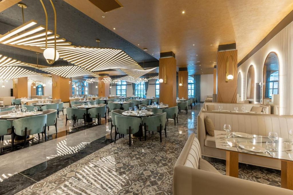 Serenity Queen Hotel - 4