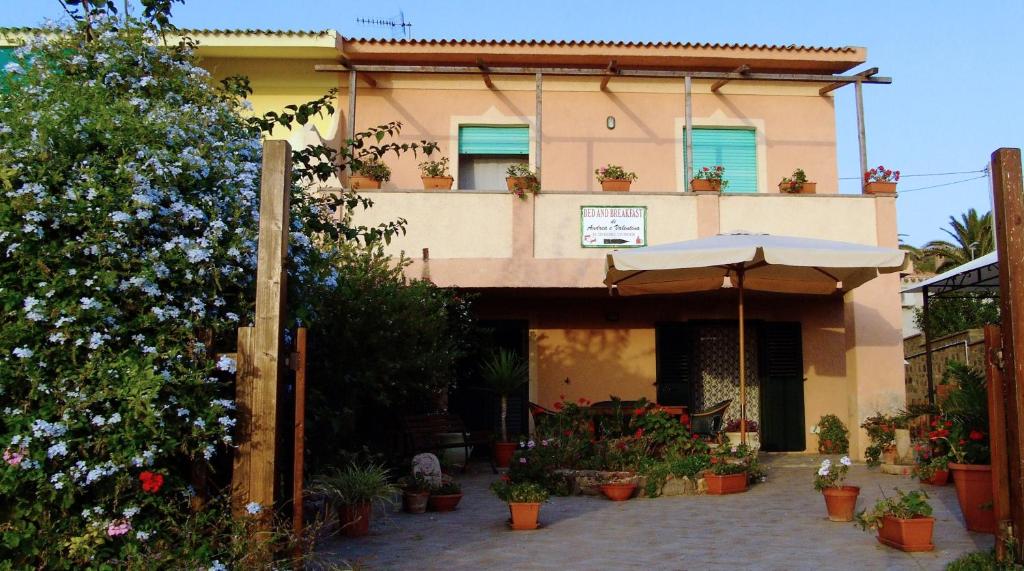 The building in which a panziókat is located