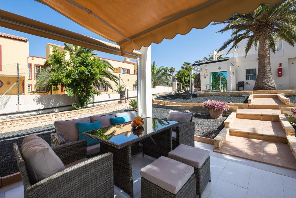 Home2Book Vibrant Apt Corralejo, Pool