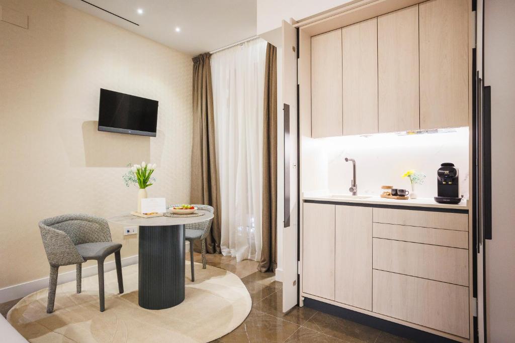 Corral del Carbón GG Luxury Hotel Boutique - 13