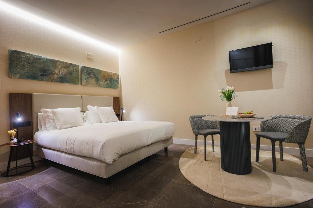 Corral del Carbón GG Luxury Hotel Boutique - 12