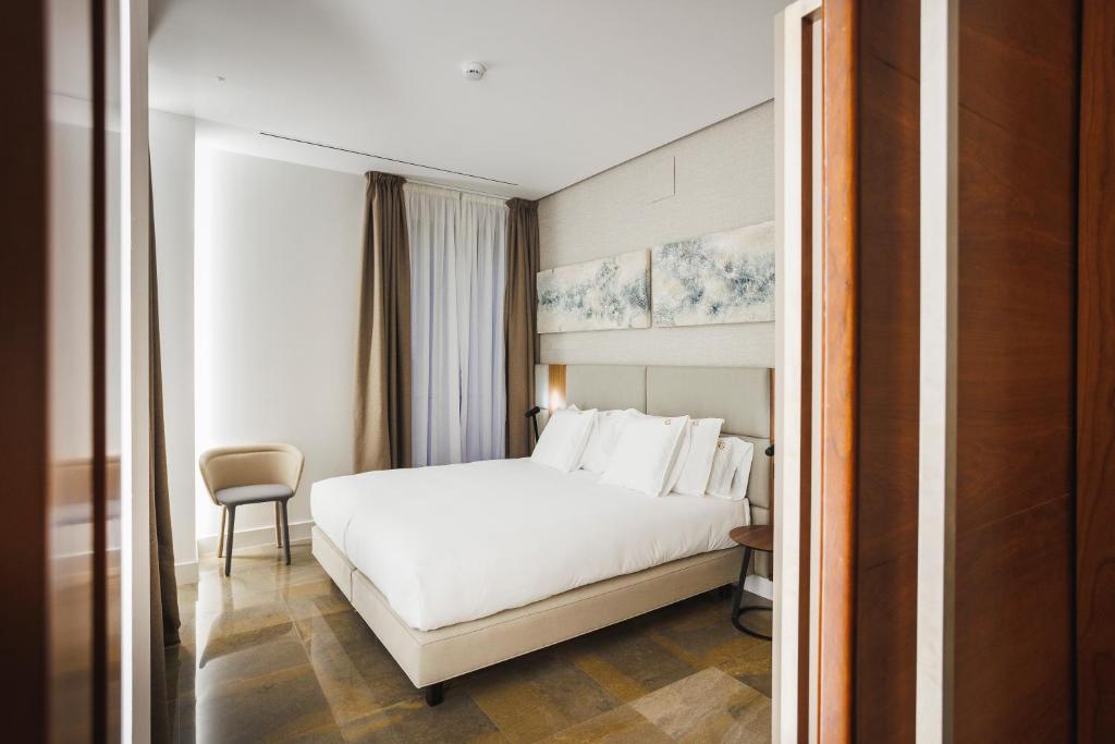 Corral del Carbón GG Luxury Hotel Boutique - Resim 13