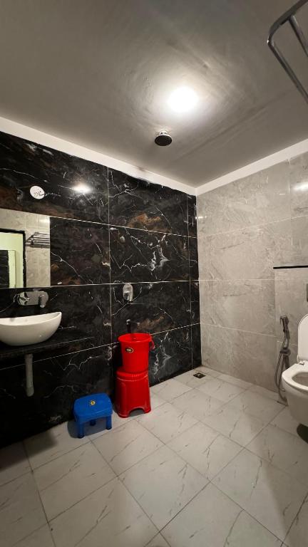 Koupelna v ubytování Hotel PRAKASHAM