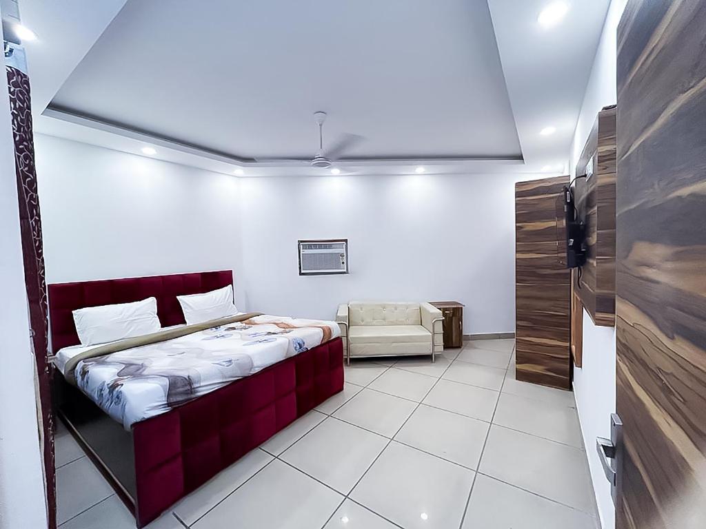 Postel nebo postele na pokoji v ubytování Hotel J Garden - Near Sec 137 Metro