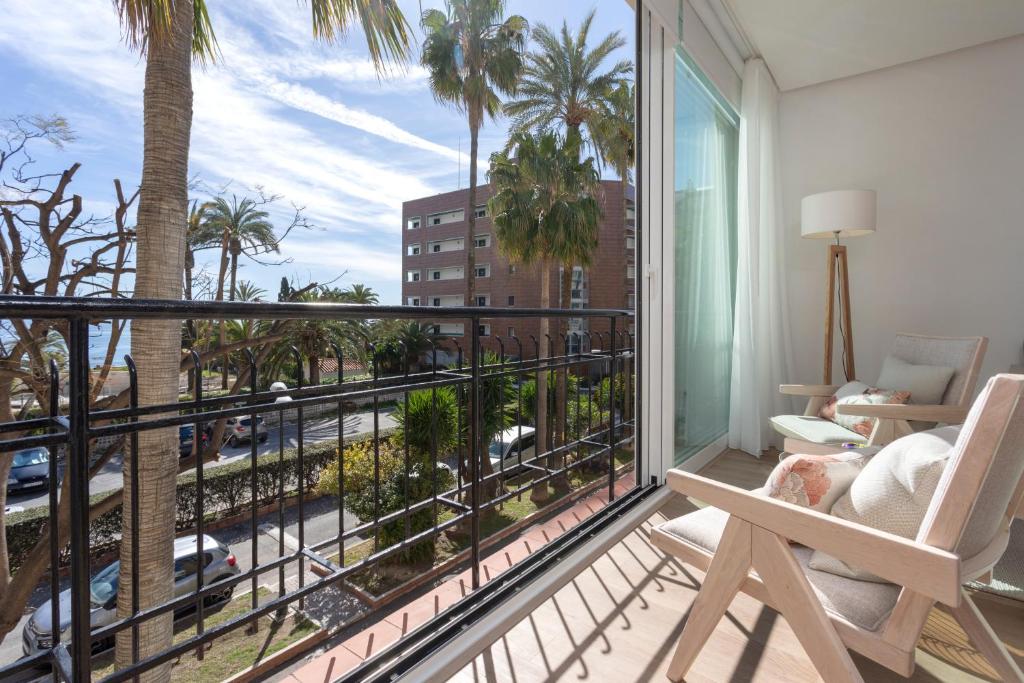 Brisa del Mediterráneo by Rent Me