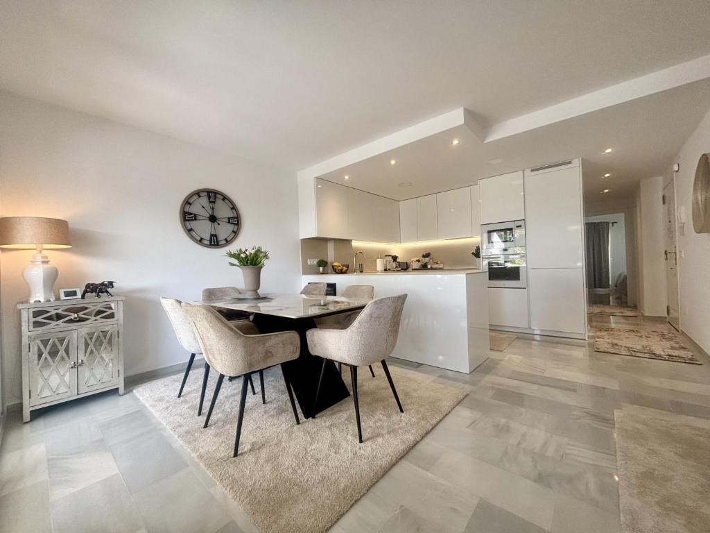 Η κουζίνα ή μικρή κουζίνα στο K13 Ocean Point - Apartment