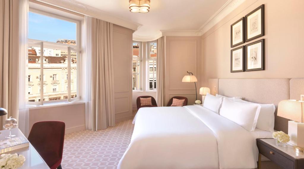 The Bristol Belgrade - Resim 39