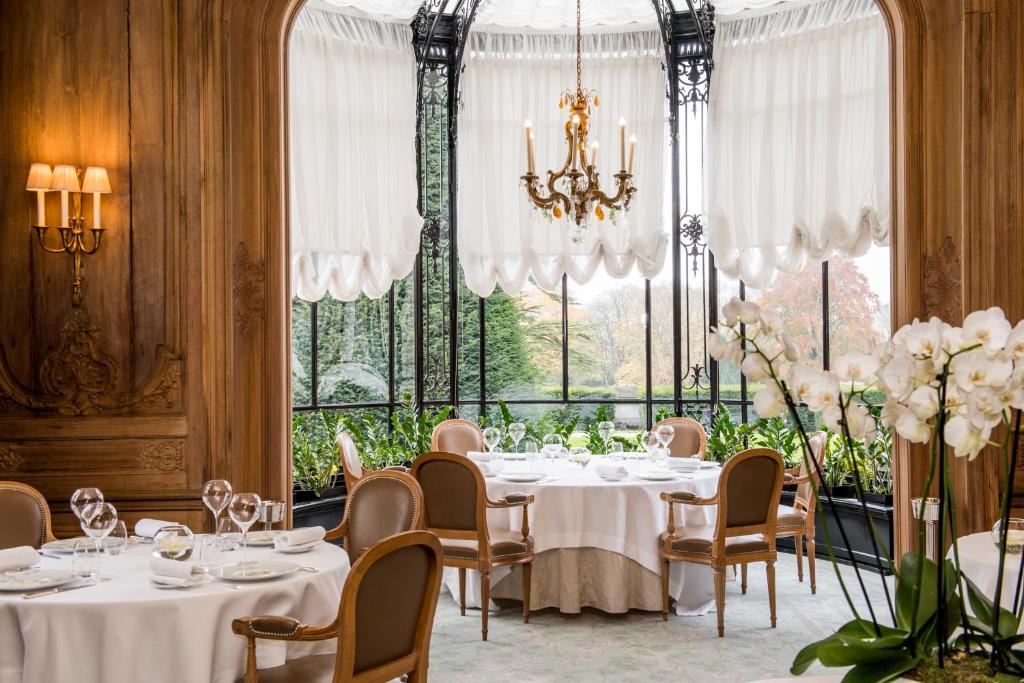 Restaurace v ubytování Domaine les Crayères