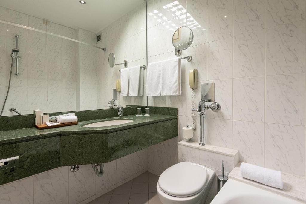 Holiday Inn Thessaloniki by IHG - Resim 25