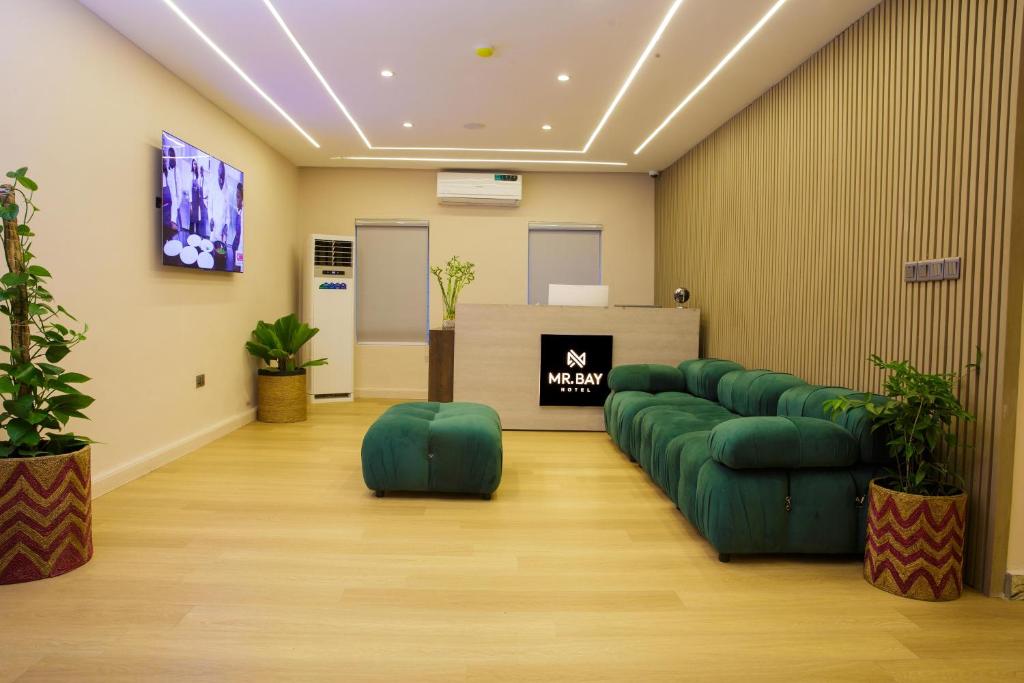 TV a/nebo společenská místnost v ubytování Bay Hotel