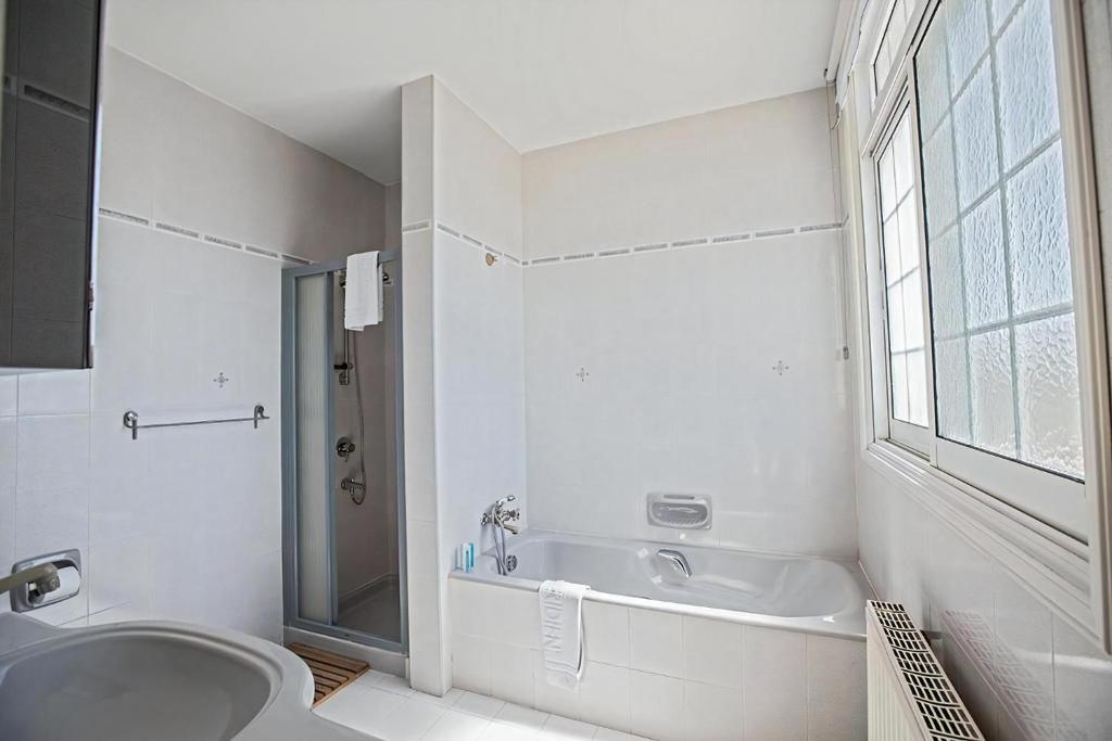 Fotografie z fotogalerie ubytování Familienvilla In Paralimni Mit Spektakulärer Aussicht v destinaci Paralimni