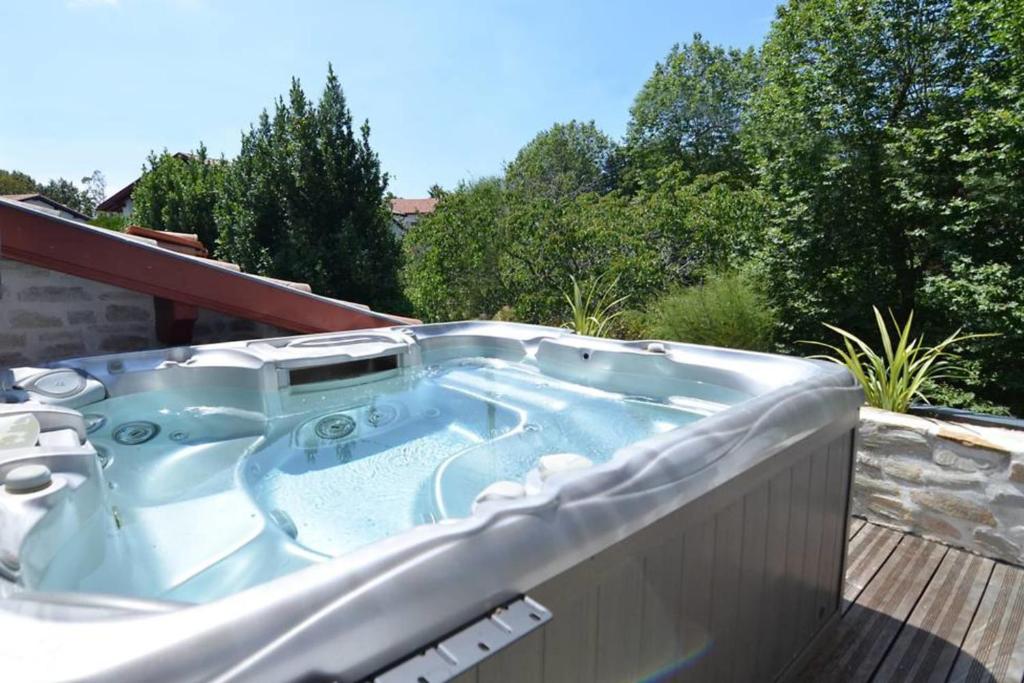 Gambar di galeri bagi MULUA Design & Modern House - Terrasse - Jacuzzi - Parking di Bidart