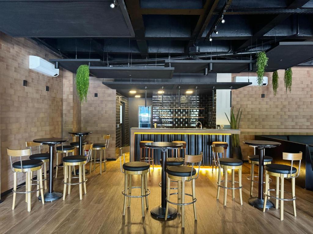 O lounge ou bar de Guararema Parque Hotel