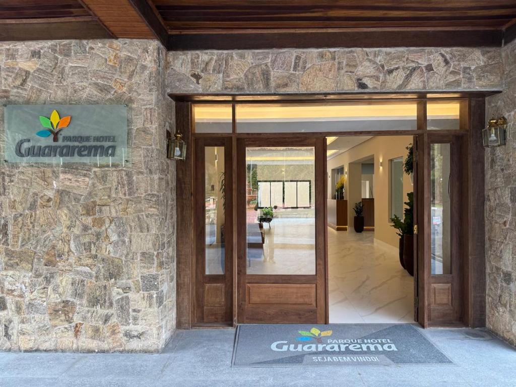 A fachada ou entrada em Guararema Parque Hotel