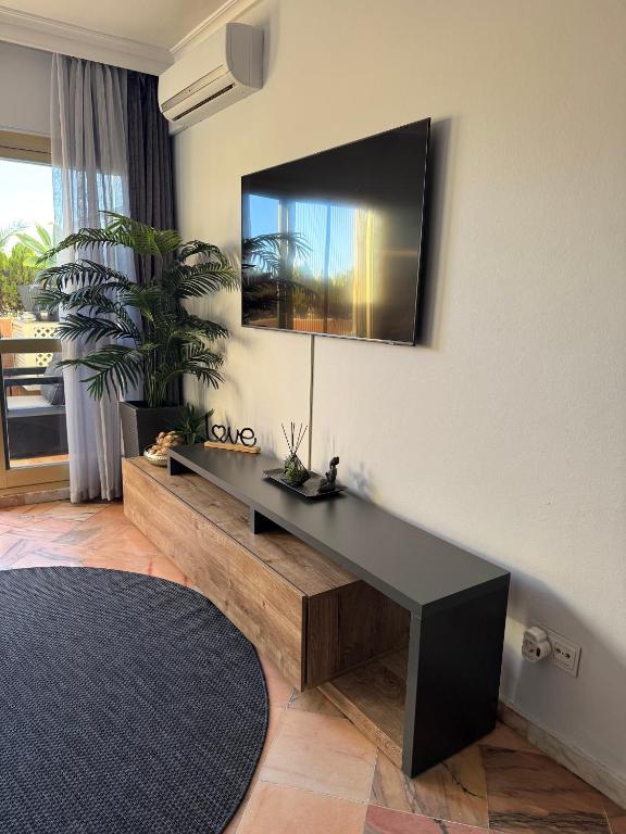 TV a/nebo společenská místnost v ubytování Super2beachfront
