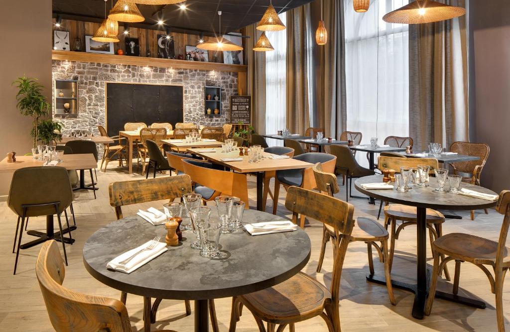 Restaurace v ubytování Résidence Callou by Vy Resort Thermal & Spa