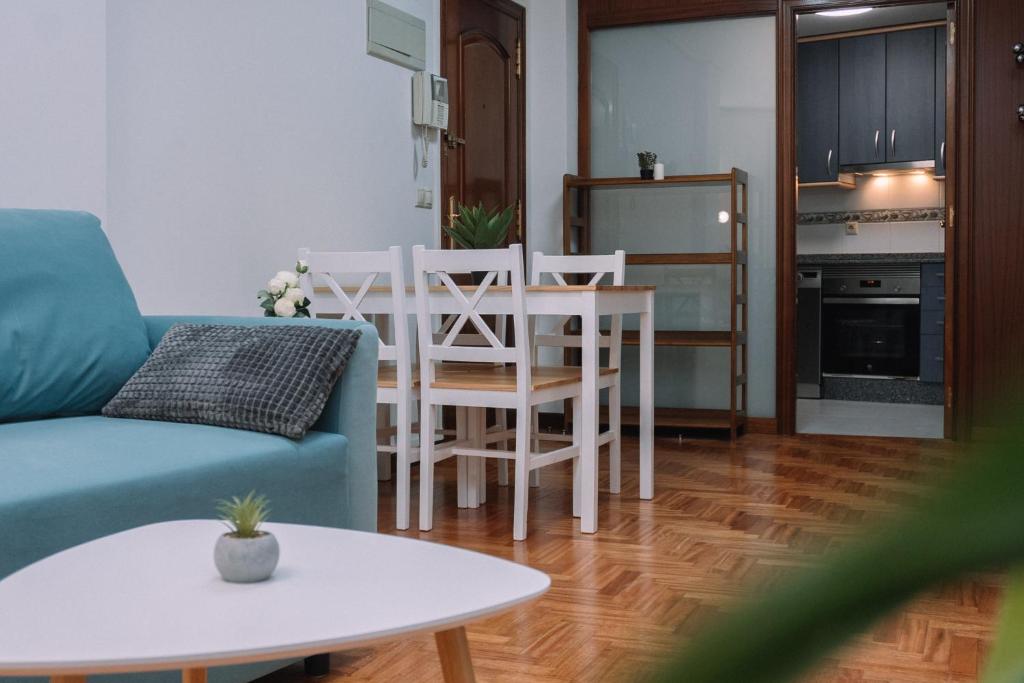 Kuchyň nebo kuchyňský kout v ubytování Céntrico y acogedor en Vigo by CABANA Rentals