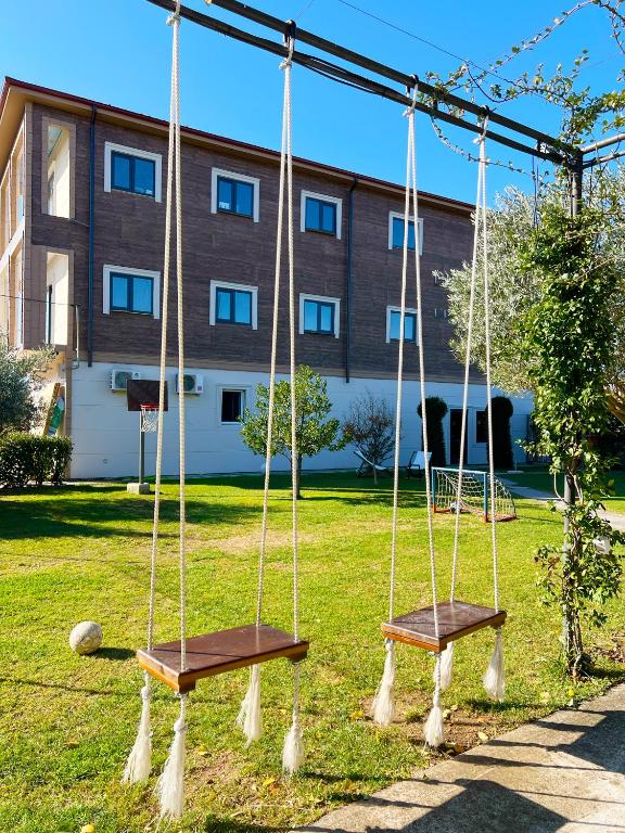 Apartments Aerodrom - 19