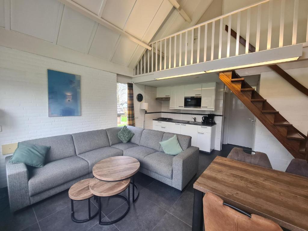 Kuchyň nebo kuchyňský kout v ubytování Bungalowpark Simpelveld - Delta 107