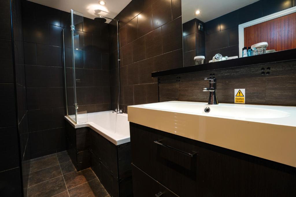 Koupelna v ubytování Gomersal Park Hotel & Dream Spa