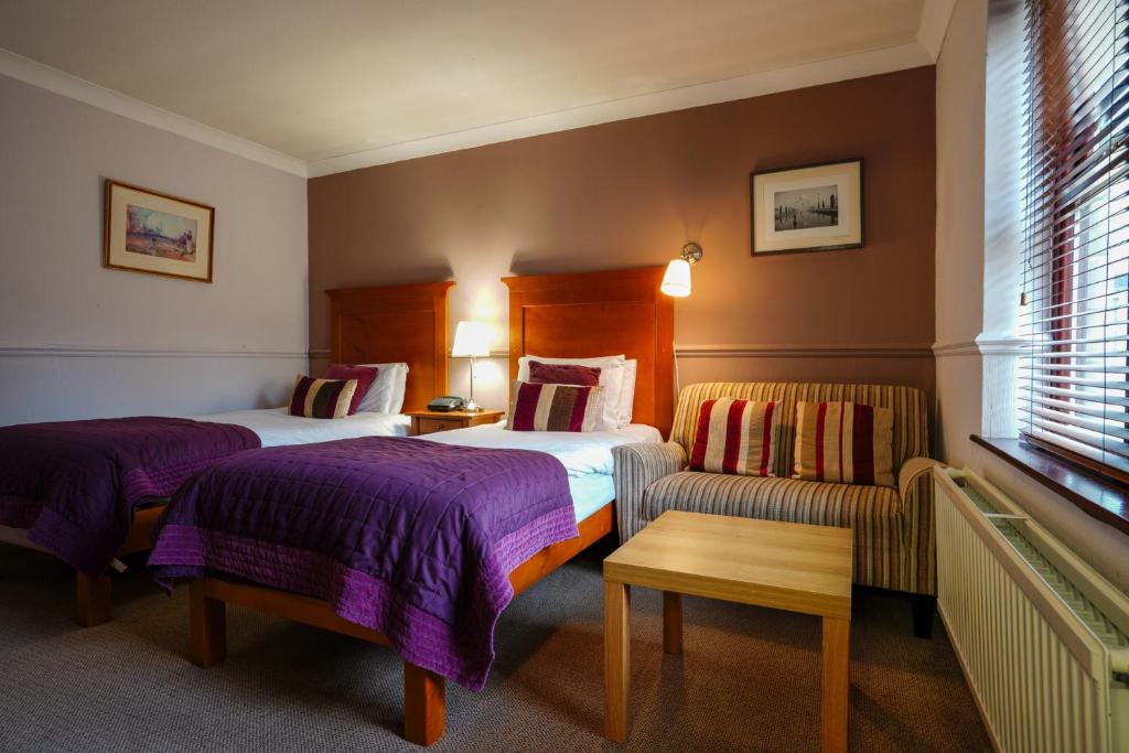 Postel nebo postele na pokoji v ubytování Gomersal Park Hotel & Dream Spa