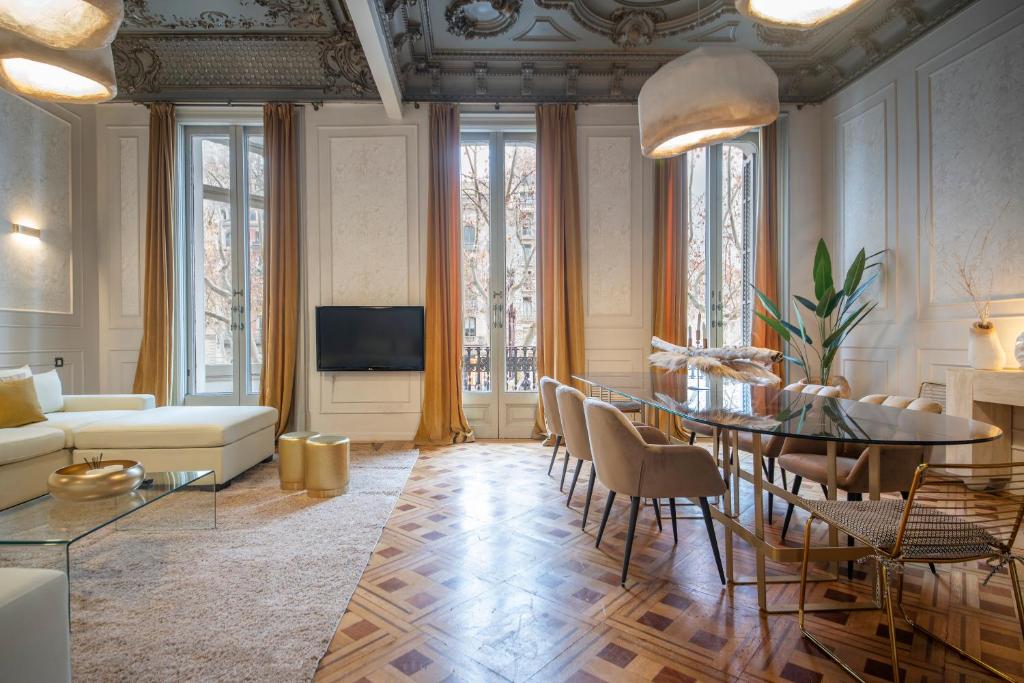 You Stylish City Center Apartments