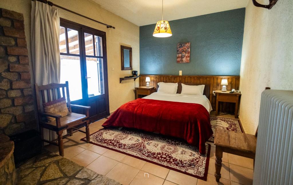 Postel nebo postele na pokoji v ubytování Fanaras Hotel