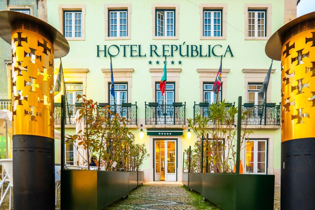 O edifício em que o hotel se localiza