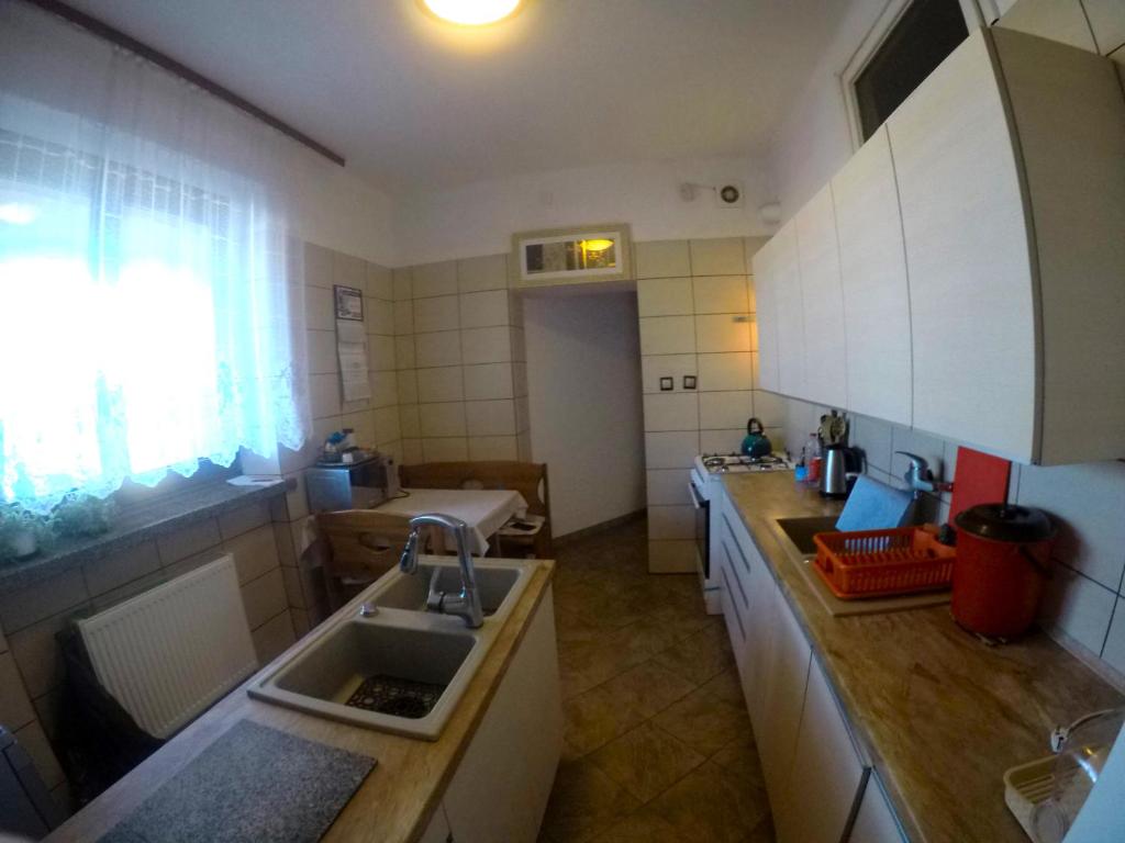 Kuchyňa alebo kuchynka v ubytovaní Pokoje gościnne, mieszkanie na wynajem w Świdniku k Lublina