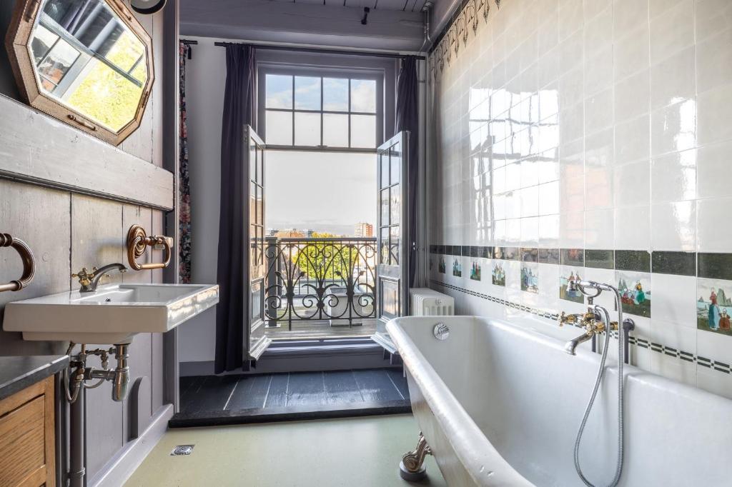 Koupelna v ubytování B&B In de Prinsenstraat